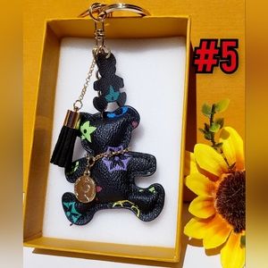 🆕️🌈FASHION🌈 Cute  Bear Keychain Pendant Tassel Bag Charm $35 each with box
